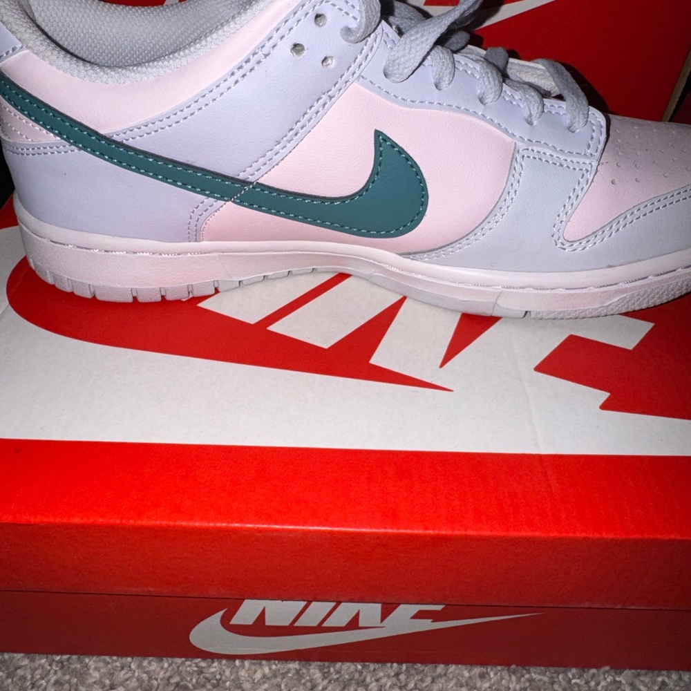 Nike Kids Sneakers - Pink and Blue - Picture 3 of 6